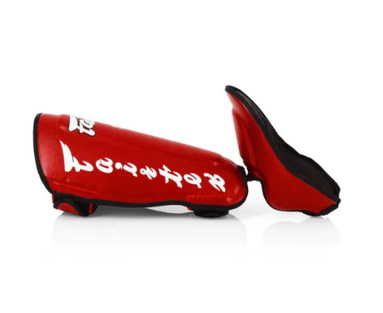 FAIRTEX フェアテックス シンガード SP7 DETACHABLE IN-STEP SHIN PADS - A.K.A "TWISTER"